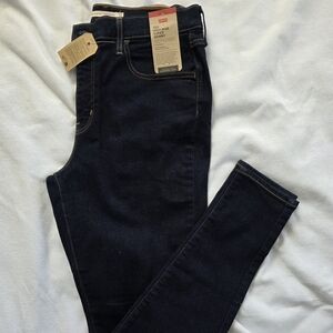 Levi's 720 High Rise Super Skinny Jeans Dark Blue, Size 32